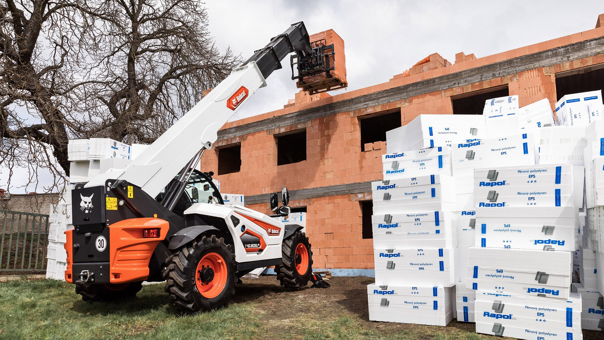 Bobcat představuje novou generaci  teleskopických manipulátorů