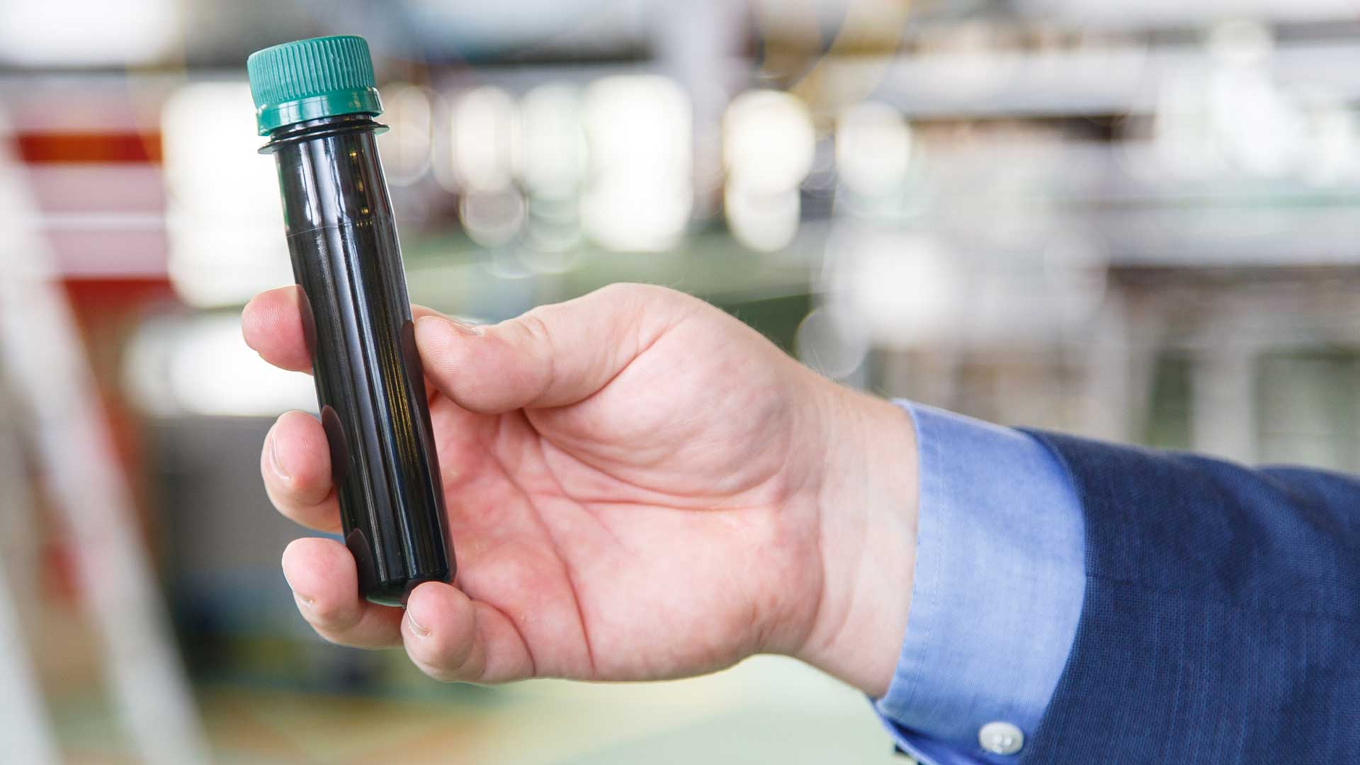 Pivovar Starobrno pomáhá nemocnici. Preformy PET lahví jsou vhodné pro odběry vzorků potenciálních pacientů s COVID-19