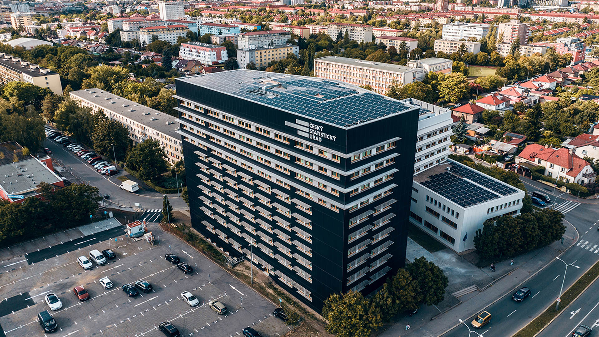 Marhold dokončil unikátní rekonstrukci budovy ČSÚ
