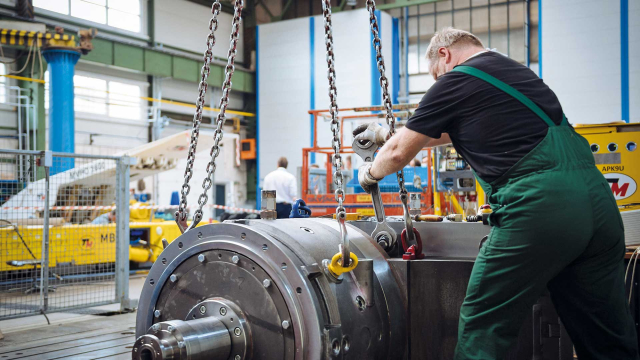 Aktuality - Společnost T Machinery představila největší stroj WFL v ČR