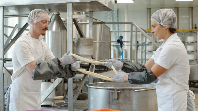 Aktuality - Brno v září propojí výrobce potravin, léčiv a kosmetiky. Na konferenci Life Science Manufacturing 2025 zazní špičkové know-how i příběhy z praxe