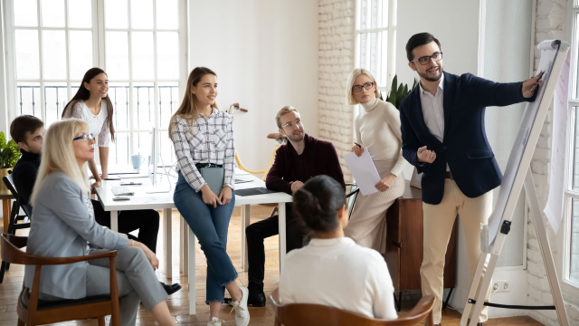 Aktuality - Jednička na trhu školení účetní a&nbsp;daňové problematiky 1. Vox slaví 30 let působnosti