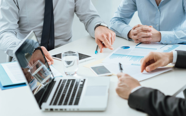 Aktuality - Studie EY: Průmyslová soběstačnost je jedním z nejdůležitějších témat Evropské unie. Česko má potenciál být lídrem transformace