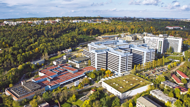 Aktuality - Motolská nemocnice jako jedna z mála provádí rekonstrukční projekty za nepřetržitého provozu