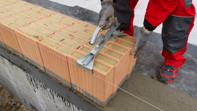 Aktuality - Nula starostí, sto procent výhod. Cihlové zdivo Porotherm je dlouhodobá investice, která se vyplatí