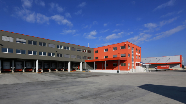 Aktuality - Centrála Gebrüder Weiss v&nbsp;Jenči se bude dál rozšiřovat