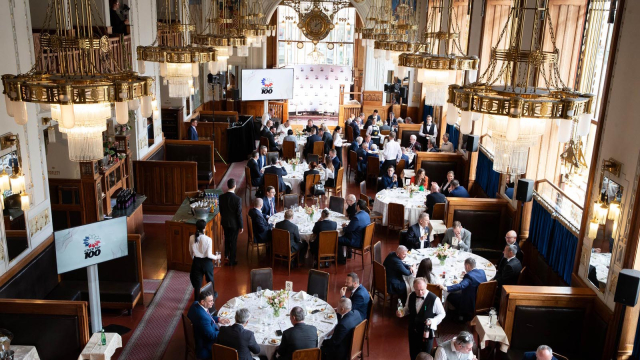 Aktuality - Gebrüder Weiss se opět umístil mezi TOP 100 obdivovanými firmami Česka