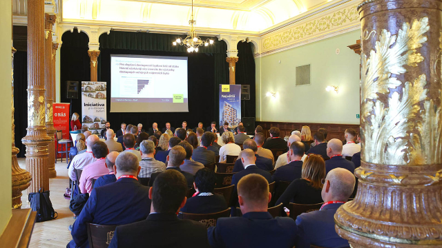 Aktuality - Obce v&nbsp;Plzeňském kraji hledají cestu k dostupnému bydlení. Klíčem je spolupráce se soukromým sektorem a&nbsp;cílené dotace