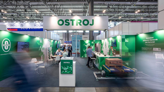 Aktuality - Jedna z nejstarších značek v Česku mění vizuální identitu. OSTROJ představil nové logo, barvy i písmo