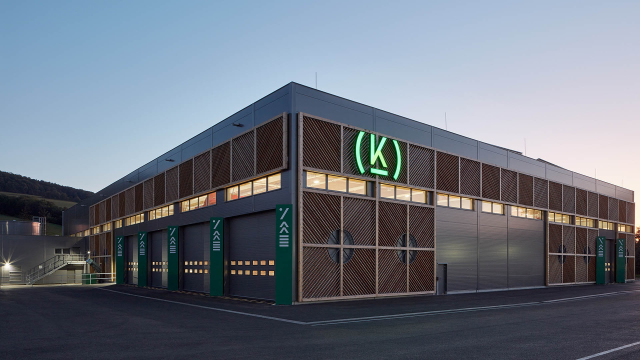 Aktuality - V Kloboucké lesní se specializují na výrobu dřevěných konstrukčních hranolů