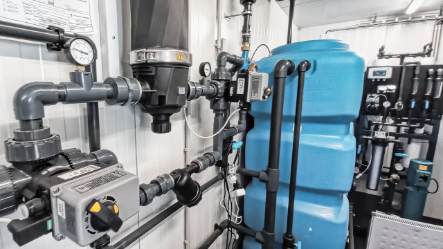 Aktuality - Technologie s účinností přes 99,5 % umožňuje také 70% míru recyklace vody zpět do výrobního procesu, což přináší ekologické i ekonomické výhody