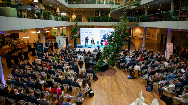 Aktuality - Nastává sedm zásadních let pro českou energetiku. O zachování konkurenceschopnosti rozhodnou investice do rozvoje sítí a&nbsp;nových zdrojů energie