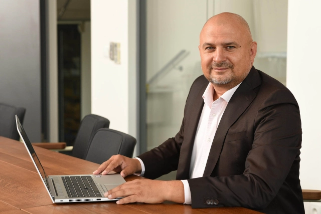 Aktuality - JUSDA Europe posiluje evropské vedení. Obchod povede Richard Endl s více než dvaceti lety zkušeností z logistiky
