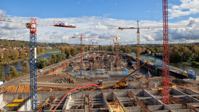 Aktuality - Na stavbě by měli všichni táhnout za jeden provaz