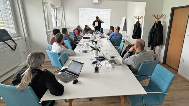 Aktuality - Vyhledávejte problémy, za jejich řešení vám budou zákazníci platit